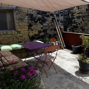 Ruelles Et Terrasses Mirabel (Ardeche)